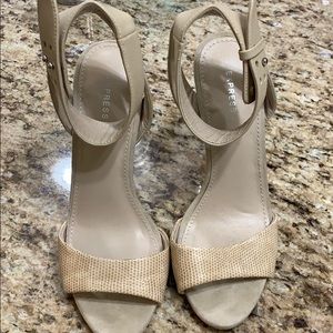 Express beige shoes